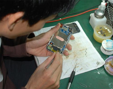 iPhone & iPad Technician